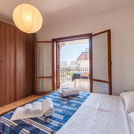 Daire Baia Degli Dei Bilo Close To Taormina And Trilo Close To Taormina- Happy