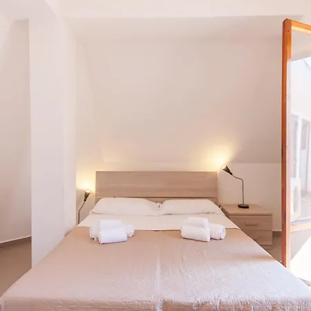 Baia Degli Dei Bilo Close To Taormina And Trilo Close To Taormina- Happy Apartment *