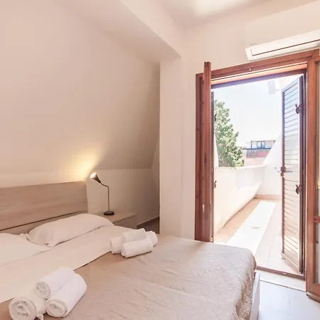 Baia Degli Dei Bilo Close To Taormina And Trilo Close To Taormina- Happy Daire *