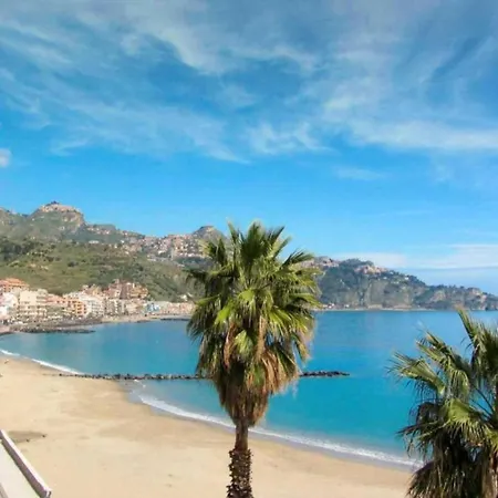 Baia Degli Dei Bilo Close To Taormina And Trilo Close To Taormina- Happy Daire