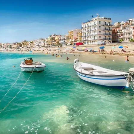 Baia Degli Dei Bilo Close To Taormina And Trilo Close To Taormina- Happy Daire Giardini Naxos